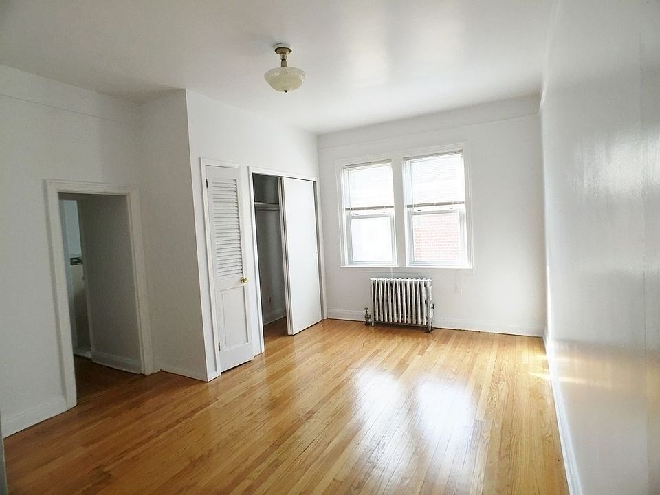 1st image of 21-12 73rd St #B2