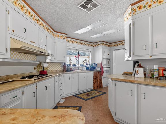 3rd image of 33533 Little Valley Rd
