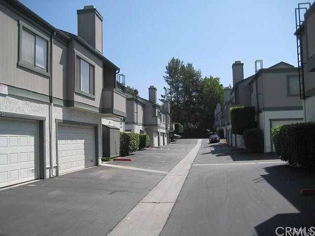 1st image of 1100 Cleghorn Dr Unit C