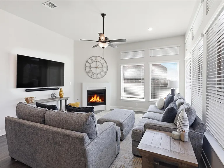 603 Crystal View Dr — Photo 15