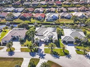 321 Dulmer Dr, Nokomis, FL 34275