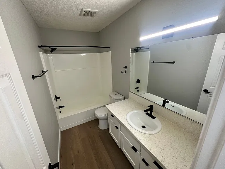 Tierra Palms Apartment Homes — Photo 115