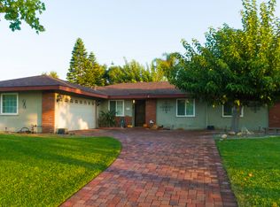 819 Azure Ct, Upland, CA 91786