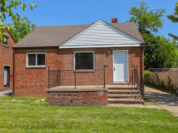 13020 Bellaire Rd, Cleveland, OH 44135
