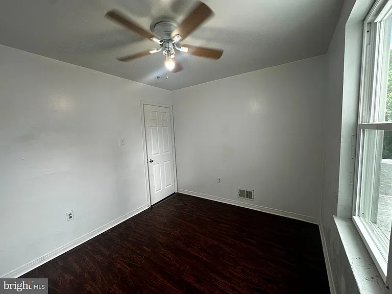 1813 N Gratz St — Photo 6