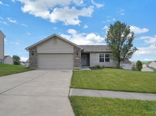 2697 Fairfield Ridge Dr, Hamilton, OH 45011