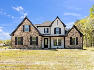 291 Centerline Roper Loop, Byhalia, MS 38611