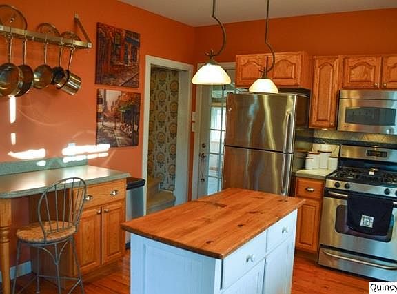 Home for Sale in Quincy, IL $128,900