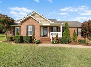 1337 Walker Cemetery Rd, Pleasant View, TN 37146