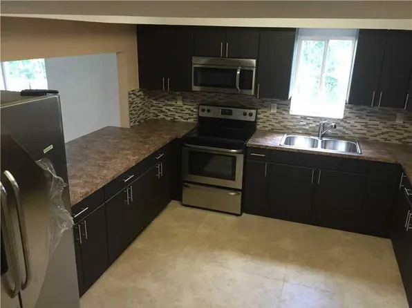2780 W 76th St APT 207, Hialeah, FL 33016