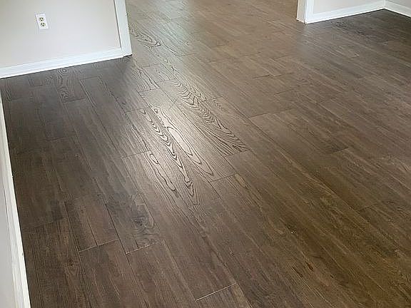 3rd image of 11514 Waterflower Ln