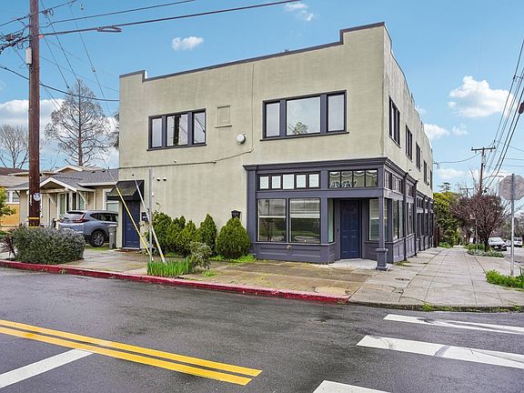 3rd image of 2800 Madera Ave