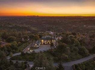 3875 Peony Dr, Fallbrook, CA 92028