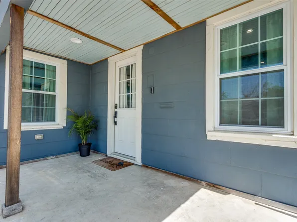 1115 Yale St, River Oaks, TX 76114