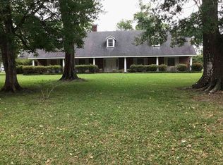 107 Nicholls Dr, Thibodaux, LA 70301