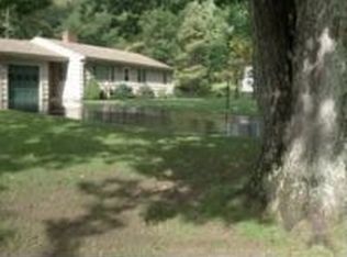 141 Brook Rd, Falmouth, ME 04105