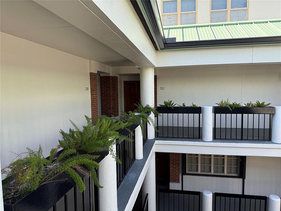 1st image of 721 SEDDON COVE WAY