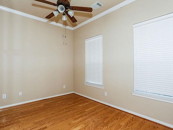 5th image of 10218 Broken Trace Ct