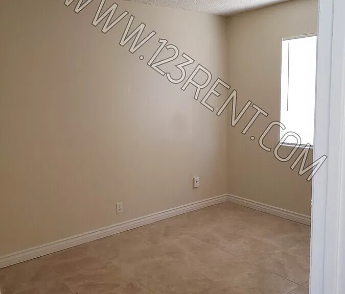 38557 10th Pl E #1 — Photo 9