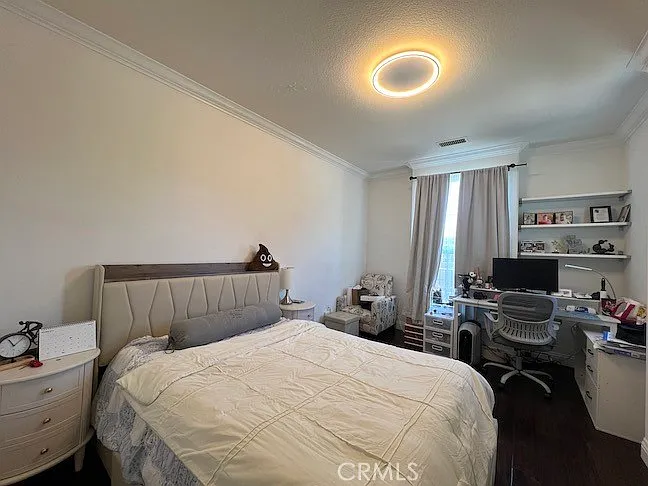 2546 Hibiscus St — Photo 24