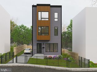 5050 B St SE, Washington, DC 20019