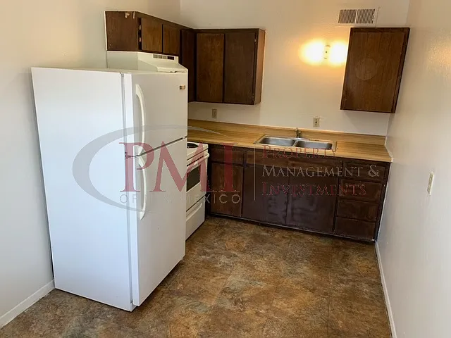 1120 Plain Street A7 — Photo 13