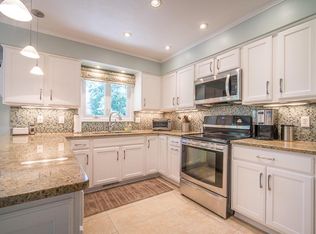 8242 Firwood Ln, Greendale, WI 53129