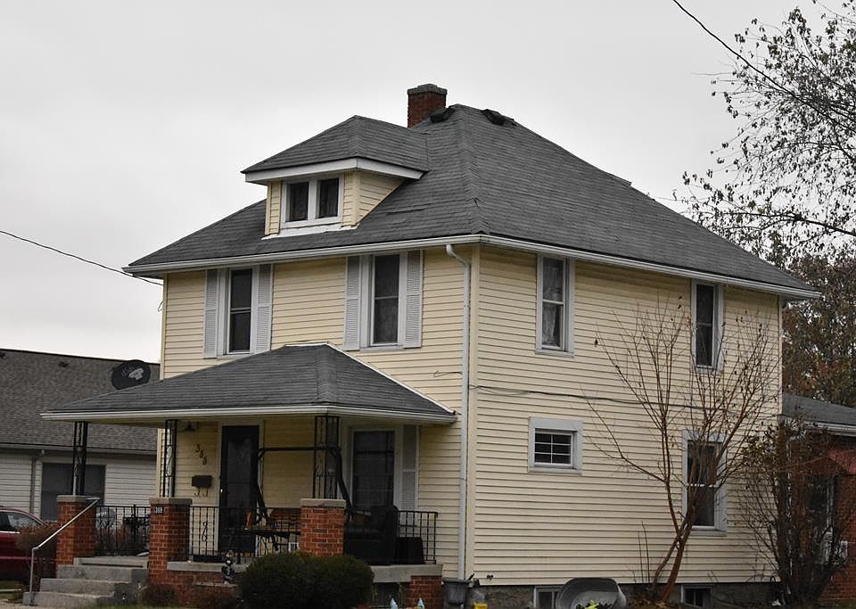 1st image of 388 S Grand Ave
