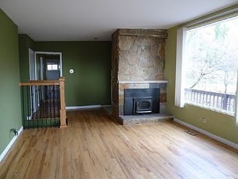 4th image of 3426 S Fleetwood Dr