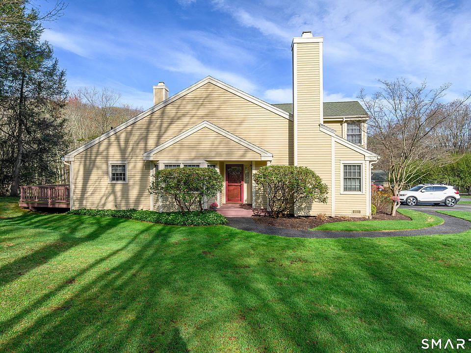 1st image of 40 Sullivan Farm #40