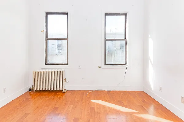 Rented by MySpaceNYC | media 6