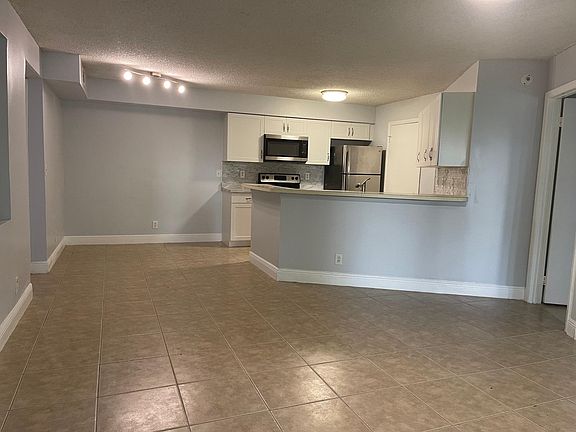 2nd image of 9999 Summerbreeze Dr APT 913