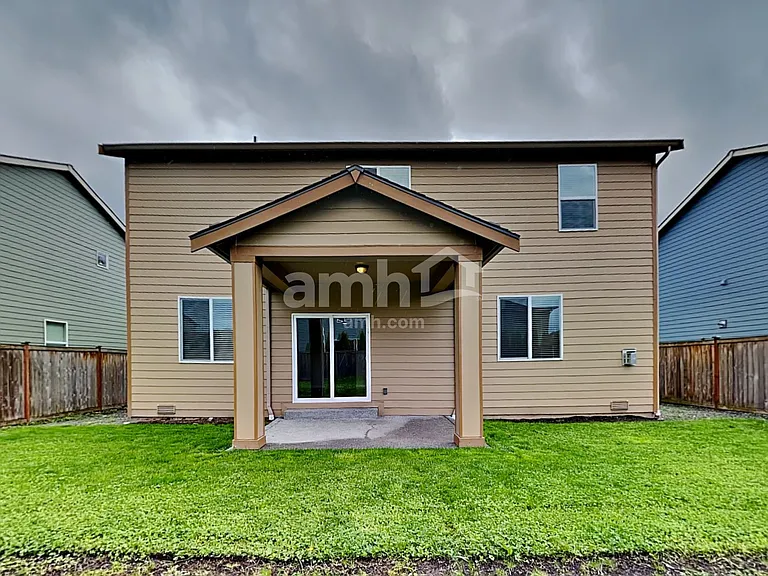 2681 Moore Ave — Photo 23