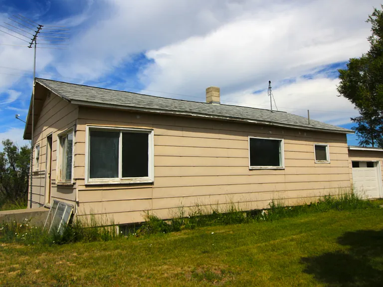 22445 Frontage Rd #C — Photo 2