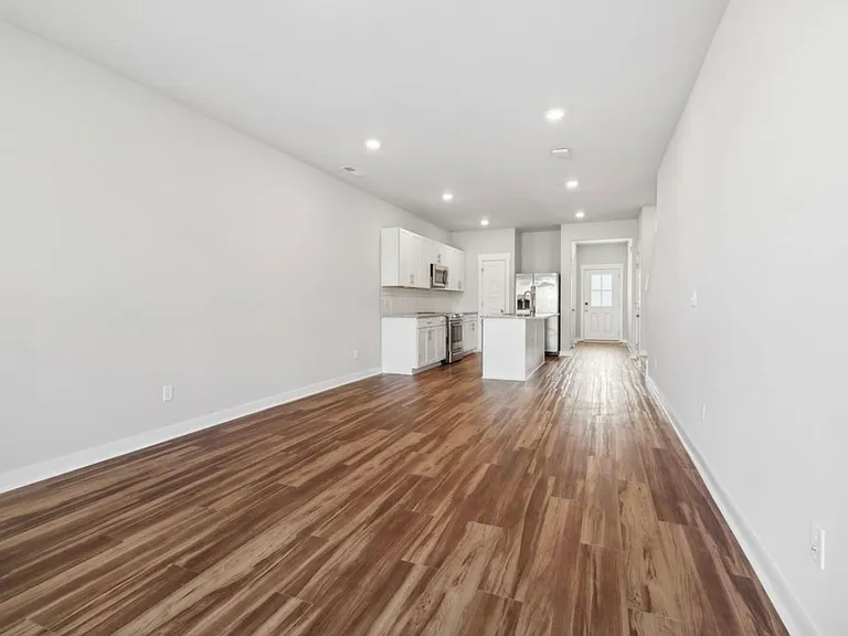 28 Torrey Pines Ln — Photo 5