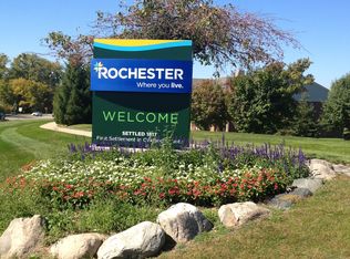 1874 Flagstone Cir #1, Rochester, MI 48307