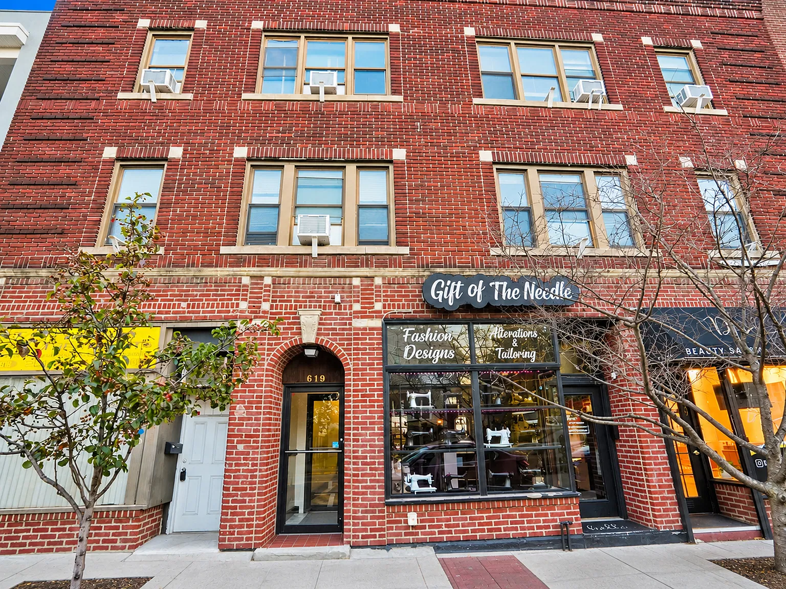 2 bed, $1,800 — Photo 1