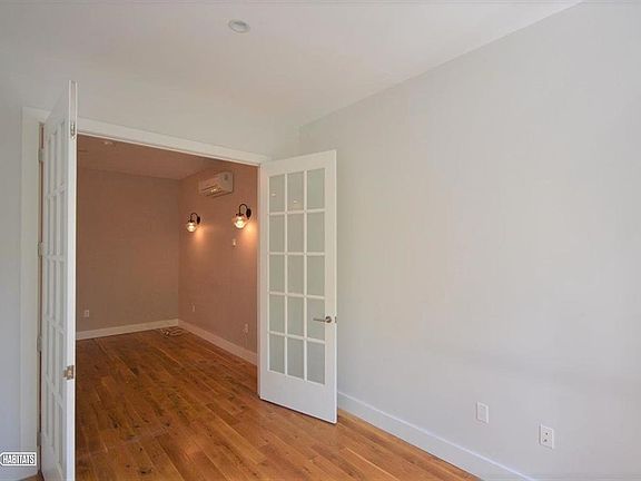 4th image of 484 Hancock St APT 3B