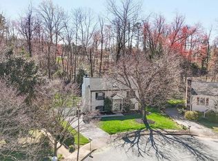 112 Greenbrier Ter, Charlottesville, VA