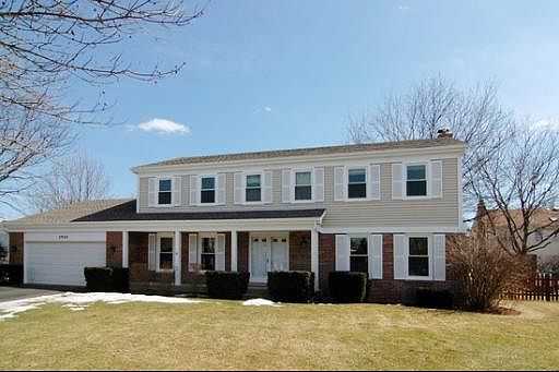 1st image of 3922 N Mitchell Dr