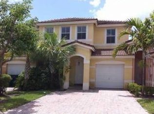 16556 SW 48th Ter, Miami, FL 33185