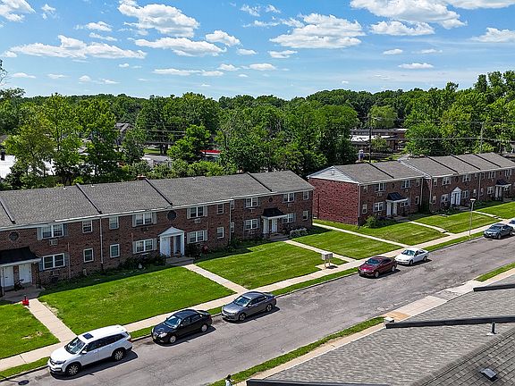 3rd image of 640 Lincoln Ave #C1