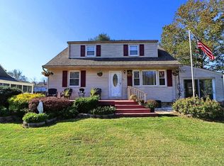 15 Mimi Rd, Old Bridge, NJ 08857