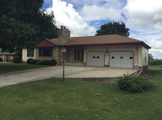 207 3rd St, Armstrong, IA 50514