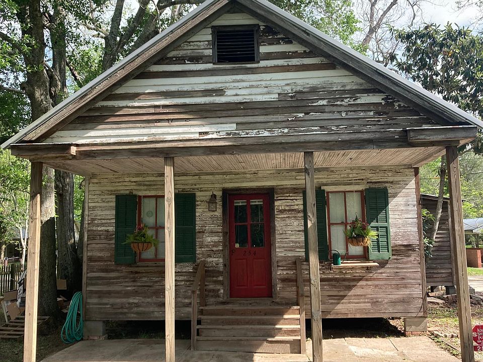 1st image of 254 Gardener St