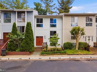 3078 Sugar Ln, Vienna, VA 22181