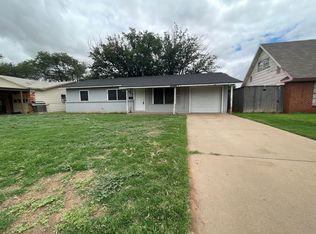 1907 70th St, Lubbock, TX 79412