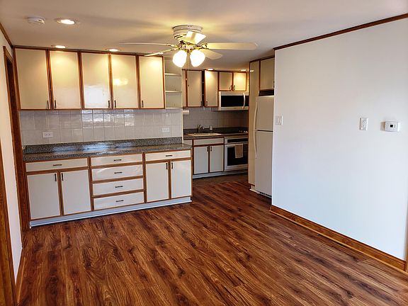 5th image of 8627 Grand Ave #23