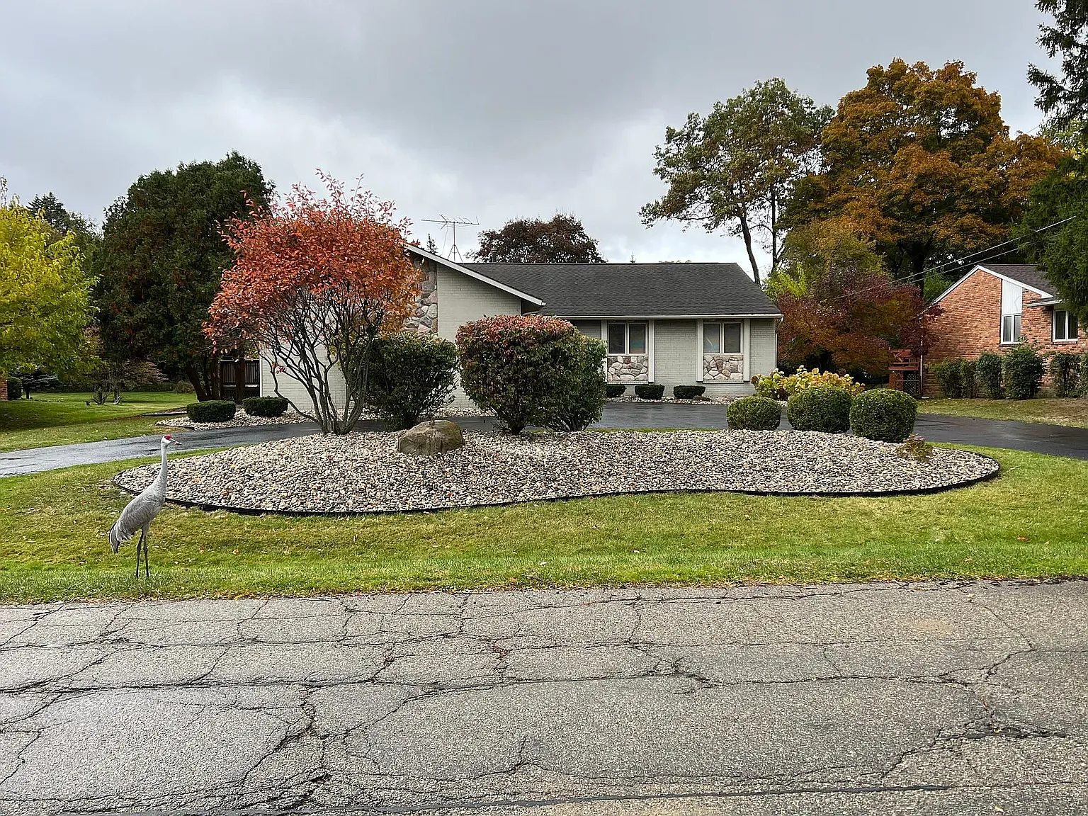 2770 Colonial Way photo 1