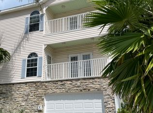 90 141st Ave E #C, Madeira Beach, FL 33708